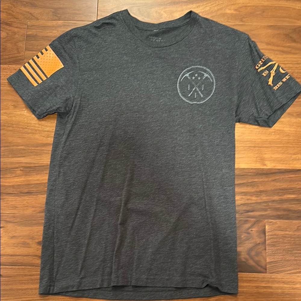 Men's Gray Graphic T-Shirt